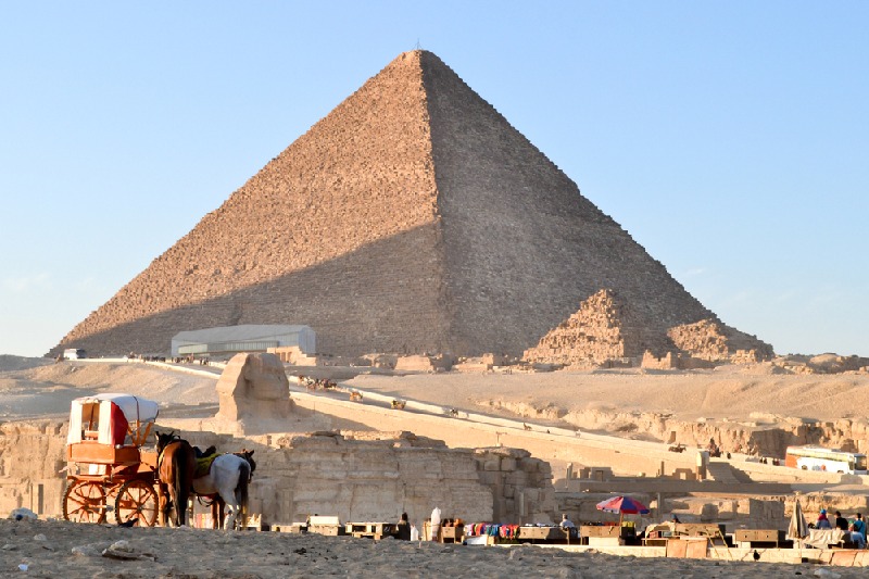 La Gran Piramide de Keops La Gran Piramide de Keops
