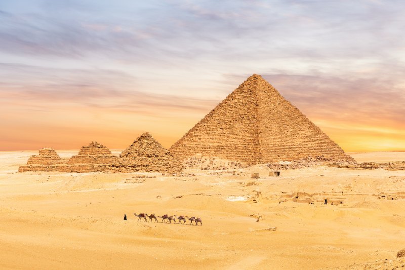 las pirámides de Giza las pirámides de Giza